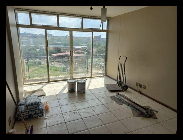 3 BEDROOM APARTMENT FOR SALE IN SUNNYSIDE